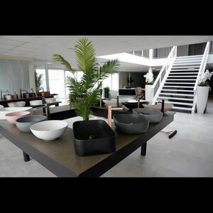 Saniwaard Sanitair en Tegels image 1