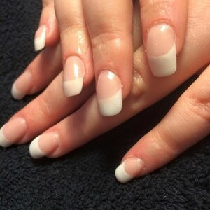 Beauty &amp; Nails bij Simone image 1