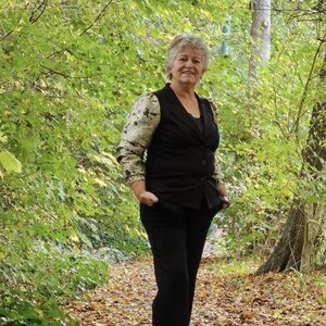 Bouda's Boutique image 3