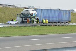 Ongeval met vrachtwagens op Afsluitdijk