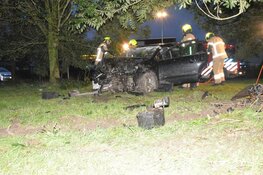 Ongeval in Wieringerwerf: brandweer en ambulance helpen twee gewonden