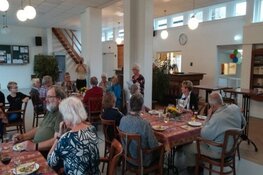 Eerste ontmoetingsdiner bij dorpshuis De Oude School