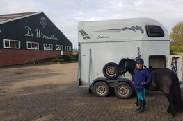 Maanden van stilte doorbroken; daar komt de jeugd