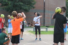 Wereldkampioen Nasser steelt harten van deelnemers en wethouder  