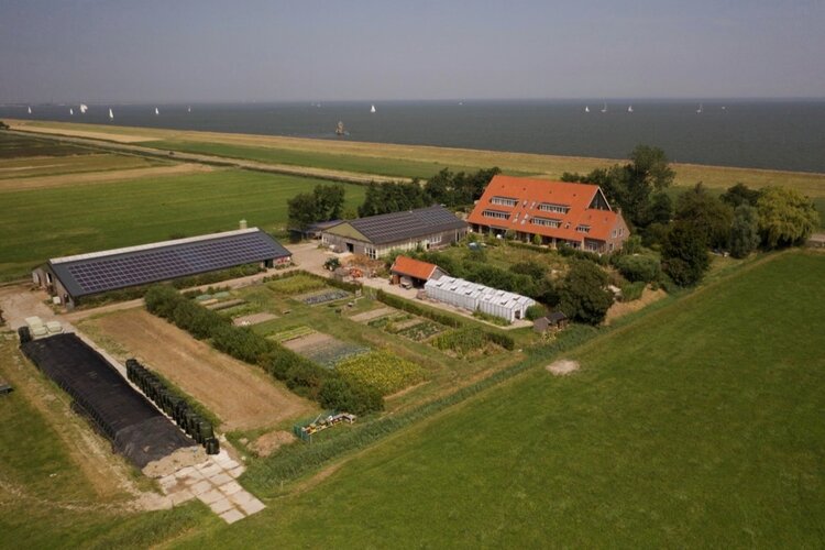 Twee zelfstandige appartementen vrij op de Dijkgatshoeve