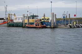 Vaartuig omgeslagen langs Afsluitdijk