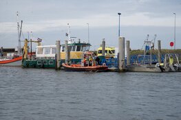 Vaartuig omgeslagen langs Afsluitdijk