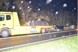 Negen auto&#39;s botsen op N99 bij Breezand