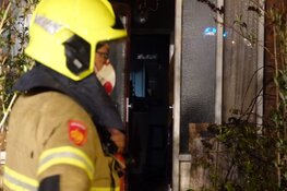 Brand in woning Hippolytushoef: bewoner loopt brandwonden op