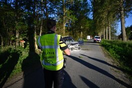 Gewonde bij ongeval in Wieringerwerf: bestelbus tegen boom