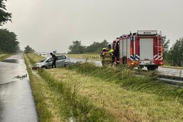 Ongeluk op N99 bij Westerland, mogelijk door extreme weer