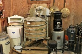 Antroposofische Poppen wachten geduldig