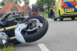 Motorrijder tegen tractor gereden in Anna Paulowna