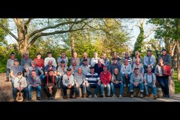 Shantykoor " 't SCHEEPSTUYGH" in de Keesschuur