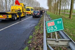 Botsing tussen twee auto's op A7 bij Middenmeer