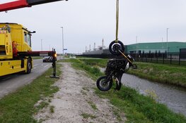 Motorrijder na val in Middenmeer met spoed naar het ziekenhuis