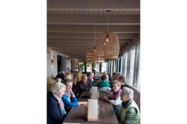 Uitstapje naar Hoenderdaell voor Inloophuis De Sluis