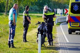 Motorrijdster licht gewond na val op N240