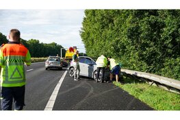 Kettingbotsing voor openstaande brug op A7 bij Den Oever