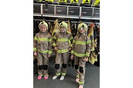 Kinderbrandweerpakken voor Brandweer Anna Paulowna