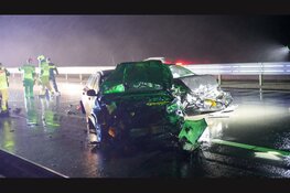 Meerdere gewonden na flink ongeval op Afsluitdijk