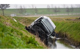 Persoon overleden na frontale botsing met vrachtwagen in Wieringerwerf