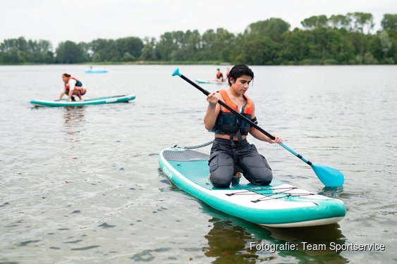 Feestelijke opening van nieuwe vaarroutes in Hollands Kroon tijdens watersportdag 'meer op het Amstelmeer'