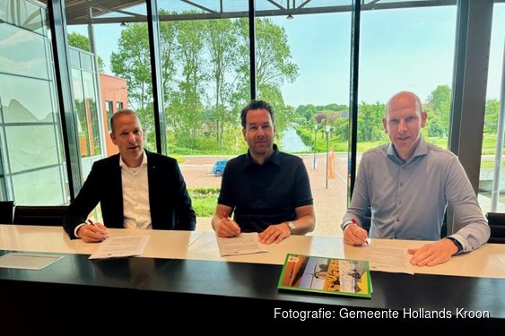 Handtekening gezet voor bouw van 137 nieuwe woningen aan de Terpweg