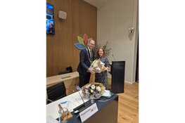 Gemeenteraad neemt afscheid van waarnemend burgemeester De Lange