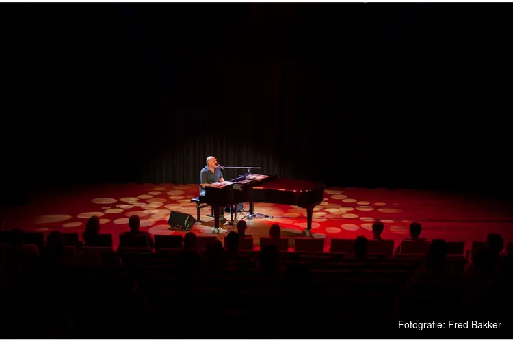 Alexander Broussard eert Billy Joel met een legendarisch concert in Scagon De Luxe