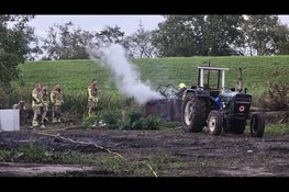 Buitenbrand veroorzaakt fikse rookwolken in Breezand