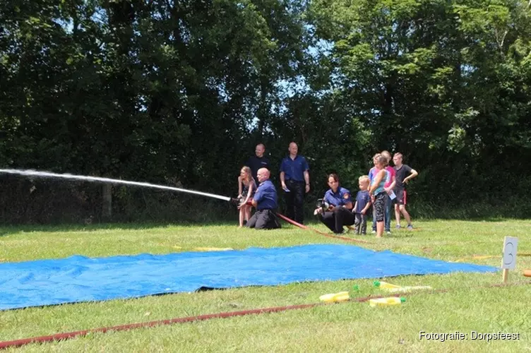 Spetterende kindermiddag Dorpsfeest Westerland